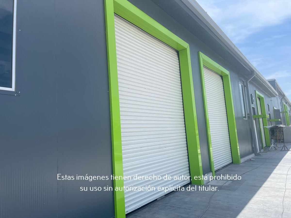 5 de 11: Nave Industrial en Renta en Santa Catarina