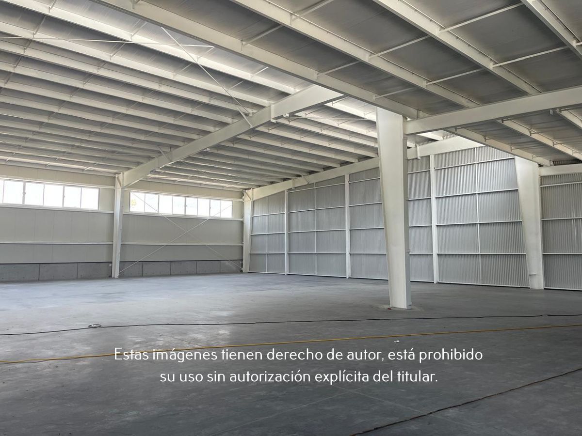 1 de 11: Nave Industrial en Renta en Santa Catarina