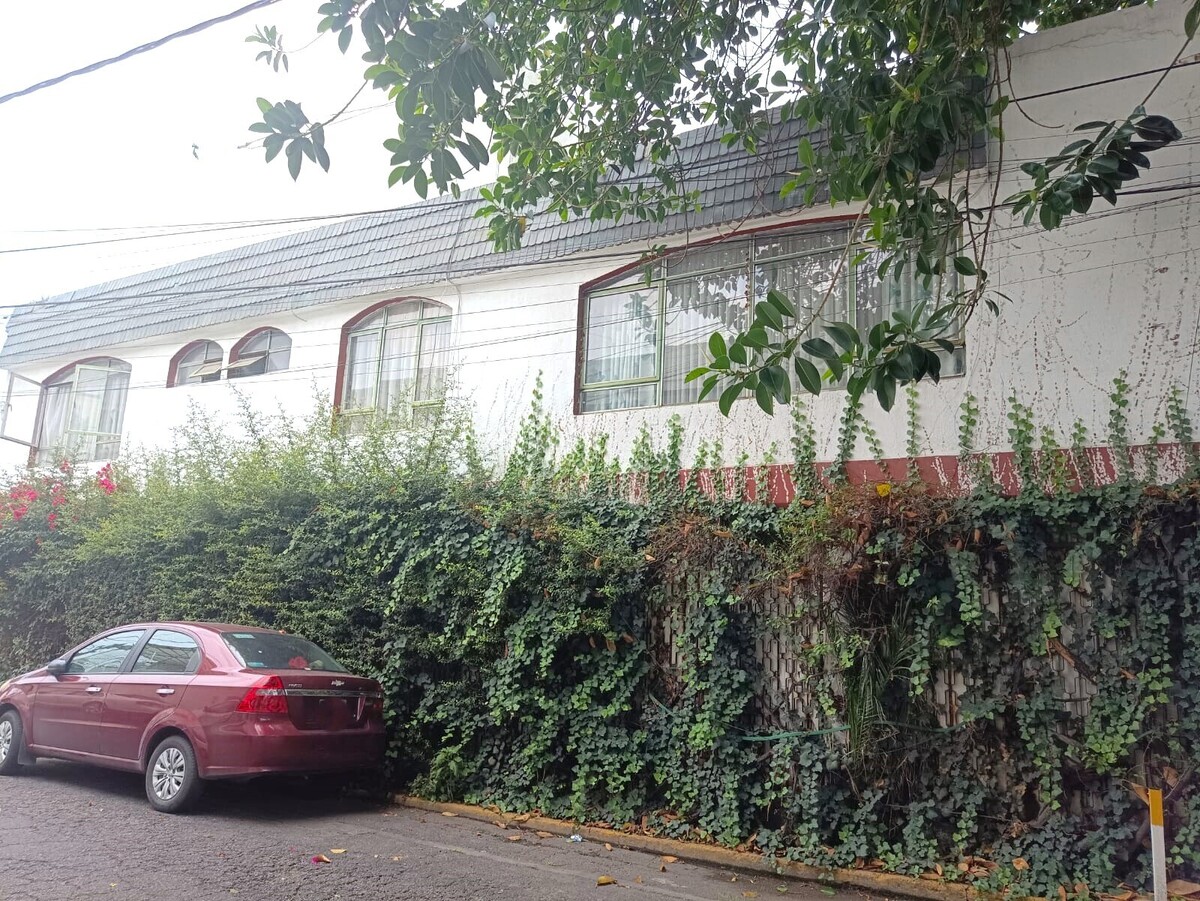 2 de 25: Fachada lateral