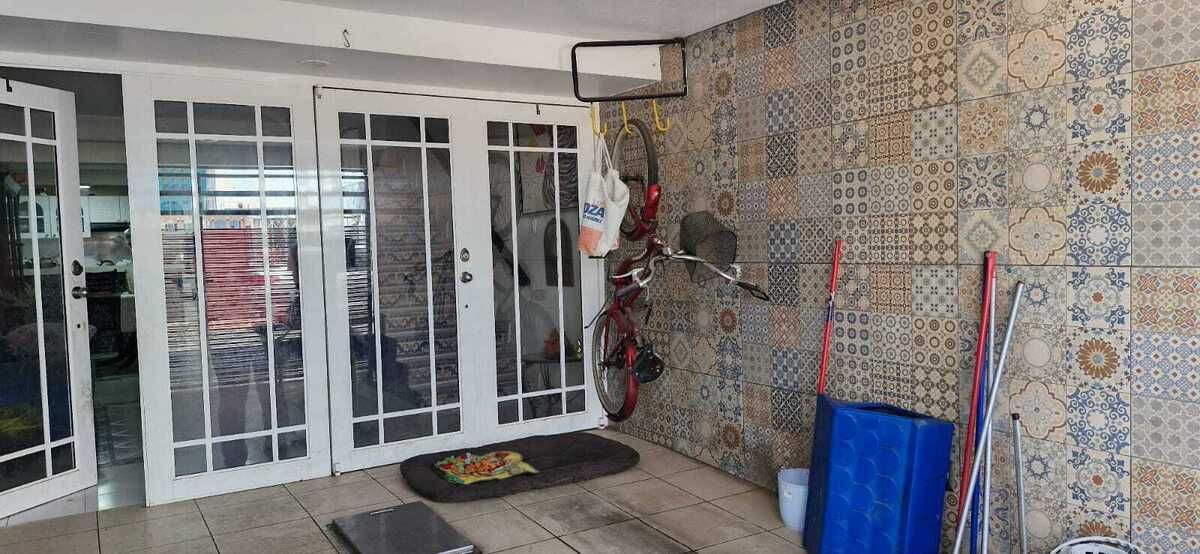 Casa en Venta, calle Rio Urique Col. Real del Moral, Iztapalapa, ciudad de Méxic - foto 2