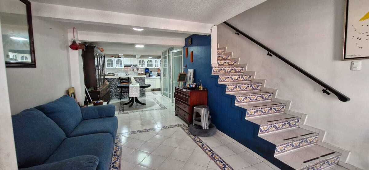 Casa en Venta, calle Rio Urique Col. Real del Moral, Iztapalapa, ciudad de Méxic - foto 4