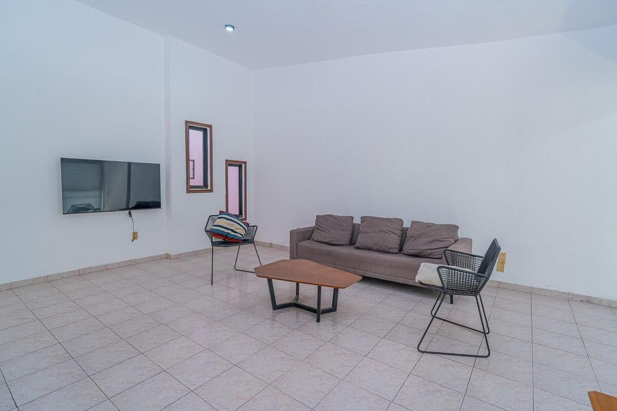 Casa en Venta sobre Av. Diana ideal para Negocio en Cuernavaca Morelos - Imagen 8