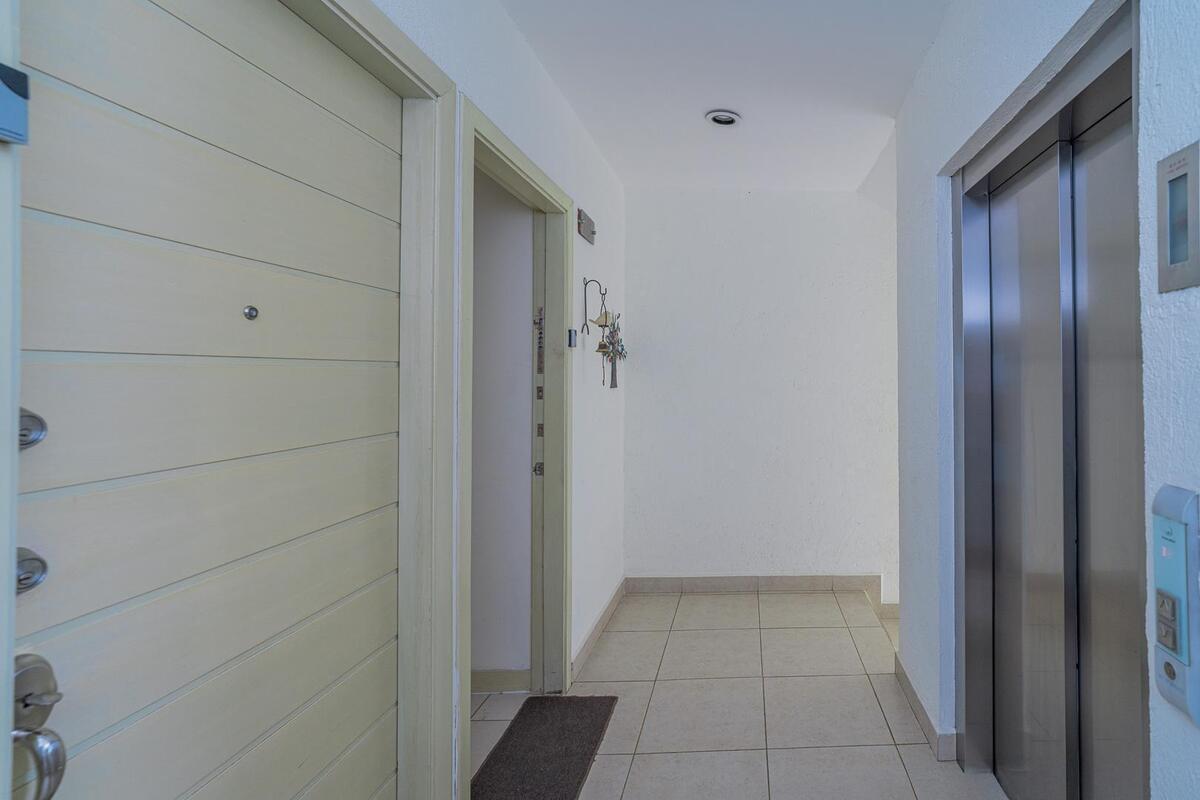 Departamento en Venta en Lomas de Cortés con Vistas Espectaculares - Imagen 3
