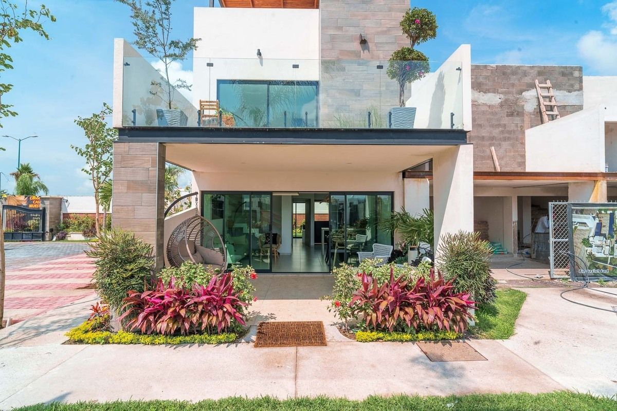 Exclusivas Casas con Alberca y Áreas Verdes en Entorno Natural