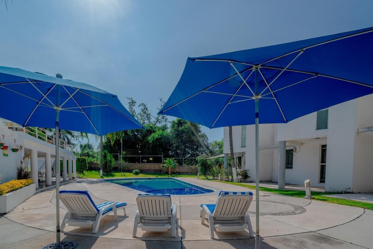 Exclusiva Casa en Condominio con Alberca y Jardín Privado en Xochitepec