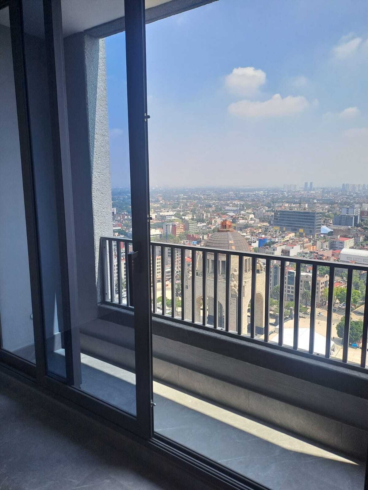 3 de 28