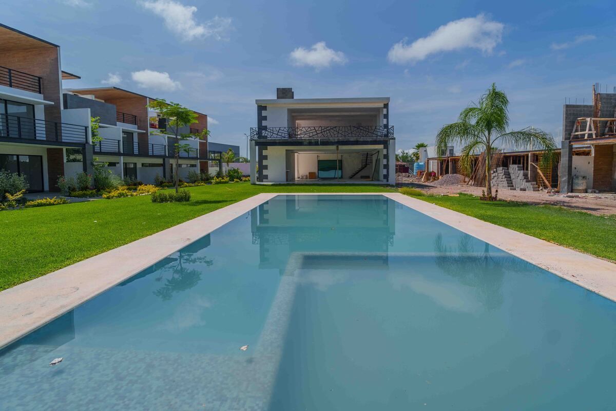 Exclusiva Residencia en Fraccionamiento Privado con Amenidades de Lujo en Xochitepec