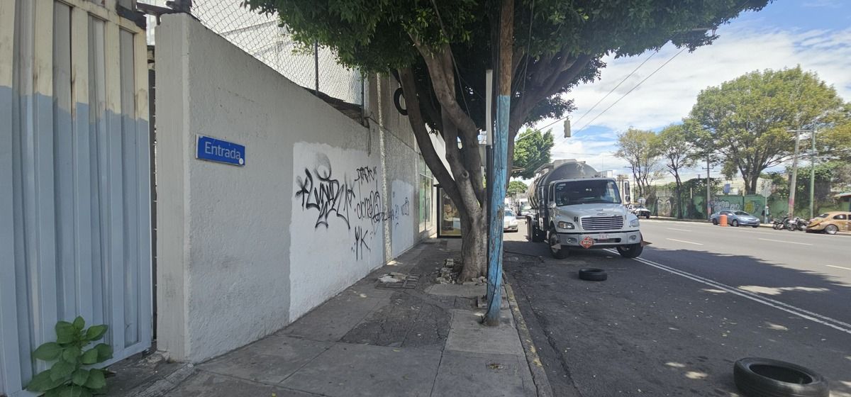 24 de 28