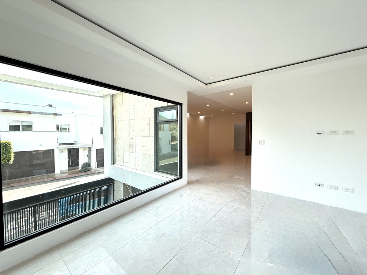 17 of 33: RECAMARA MASTER CON VISTA Y WALKING CLOSET