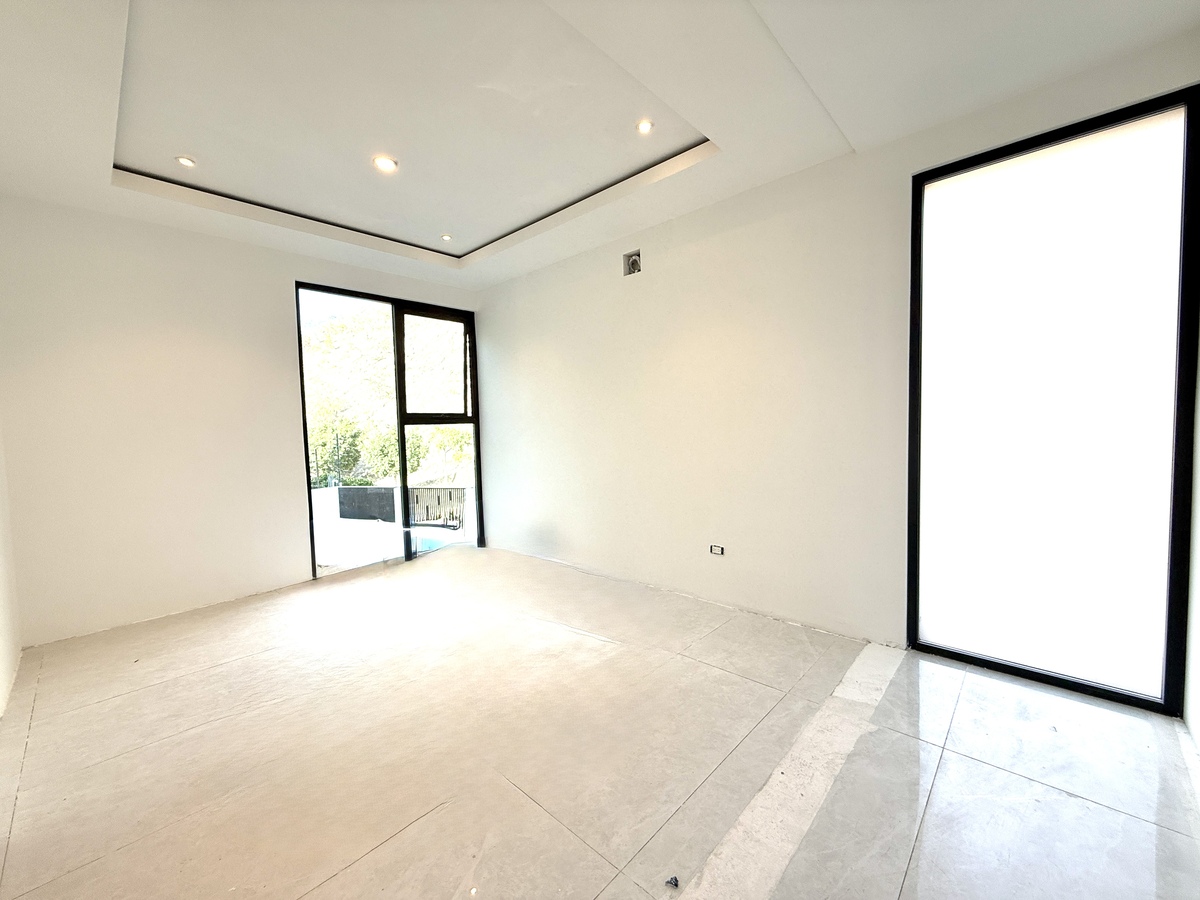 25 of 33: RECAMARA 3 CON VISTA