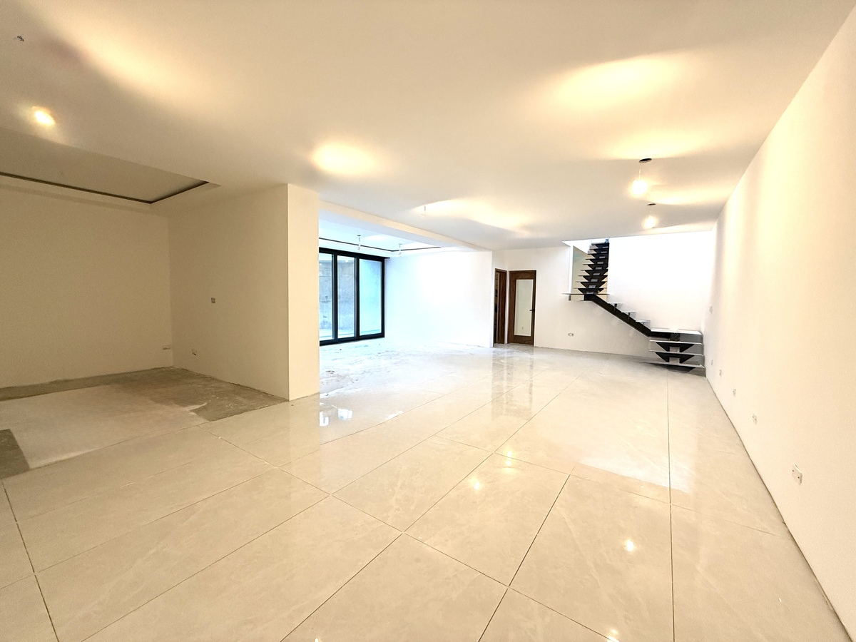 27 of 33: RECAMARA 4 CON BAÑO COMPLETO