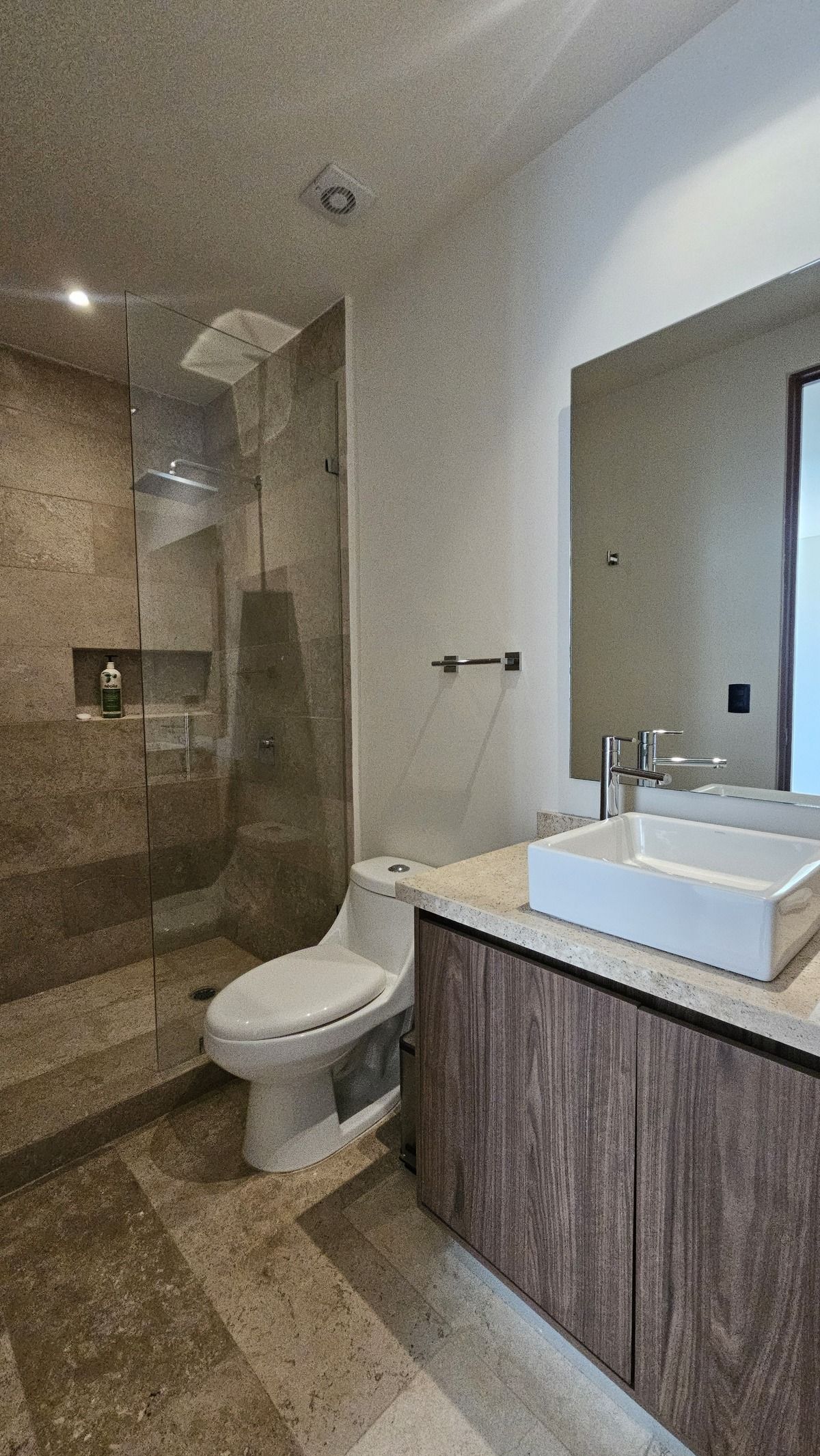 18 de 18: Baño de Recamara 3