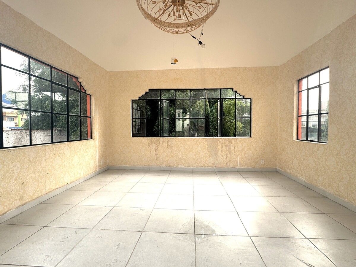 16 de 33: Estudio