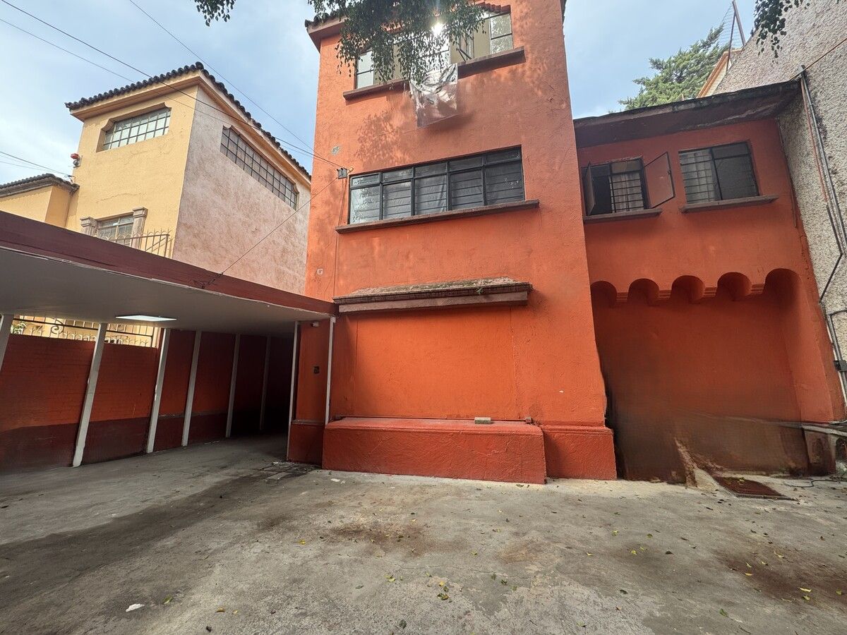 32 de 34: Vista exterior Casa Buganvilla