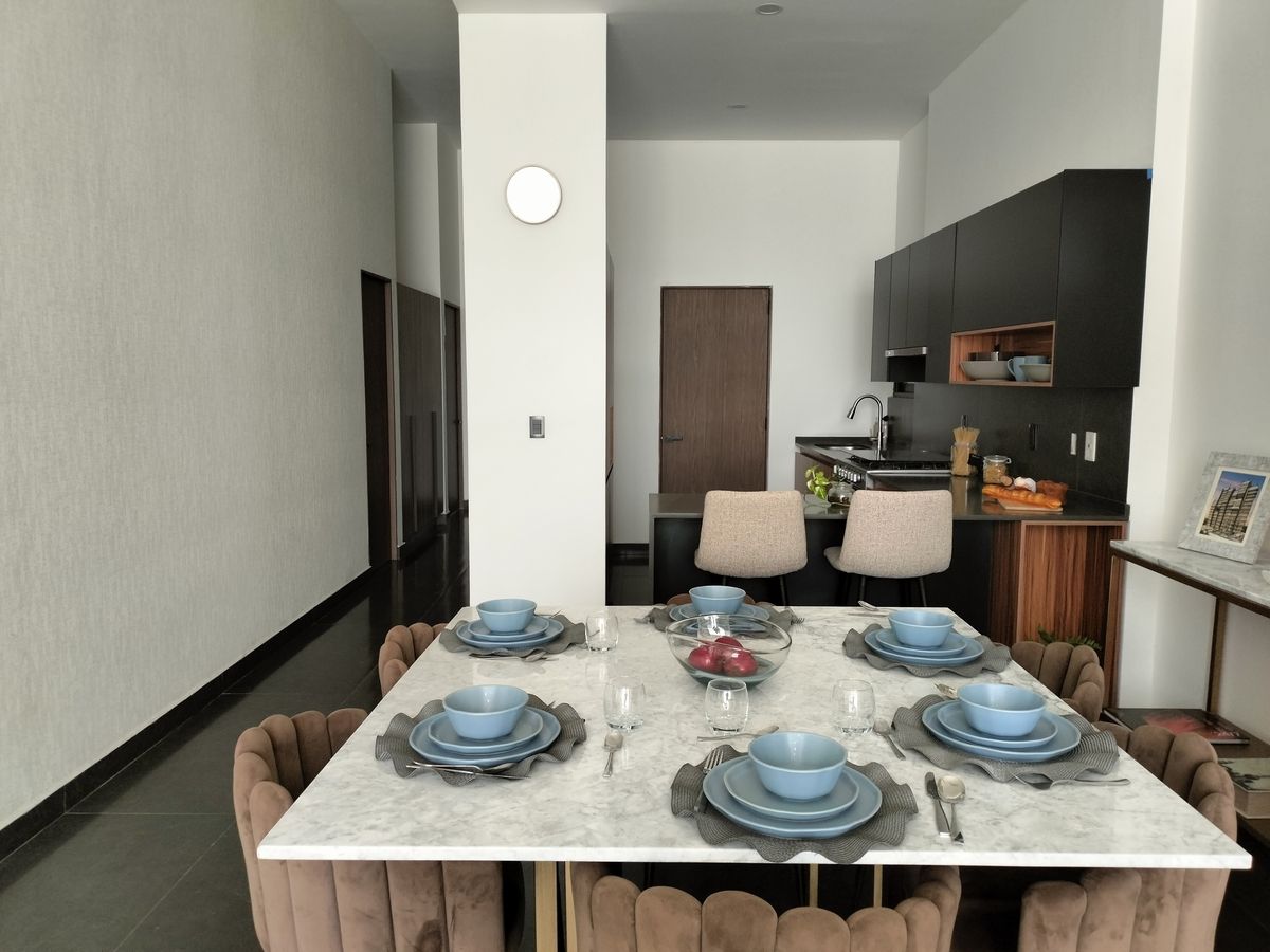 2 of 11: COMEDOR