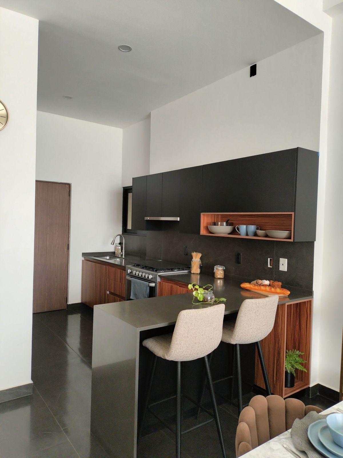4 of 11: COCINA
