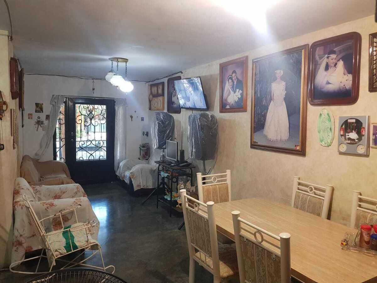 2 of 7: Sala - comedor