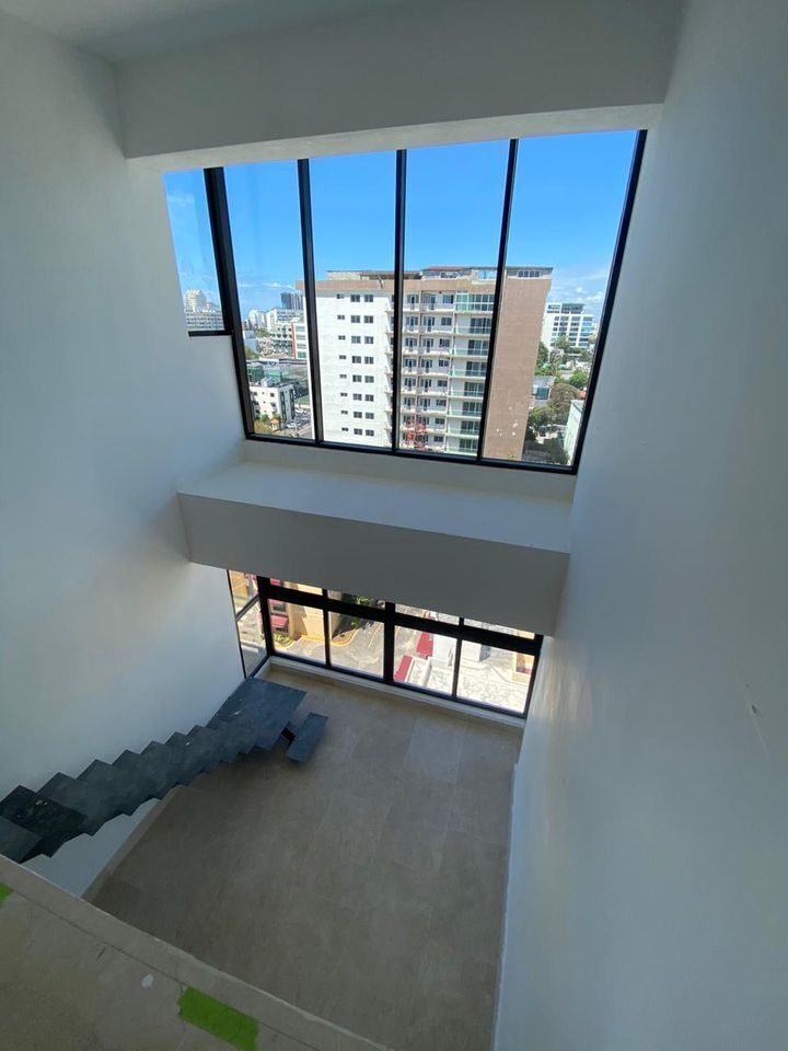 3 de 8