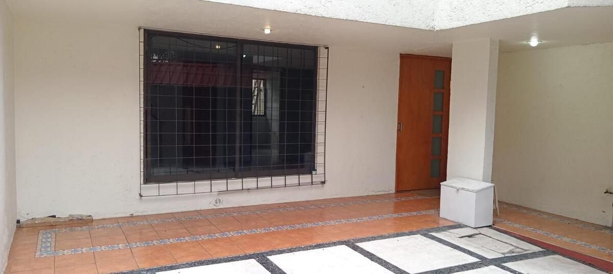 2 of 19: Garage