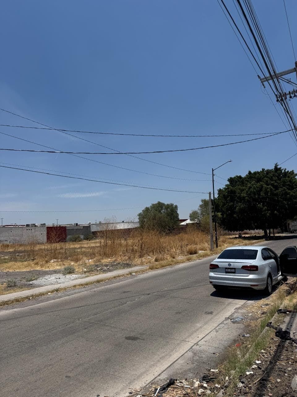 Se Vende Terreno Comercial Grande