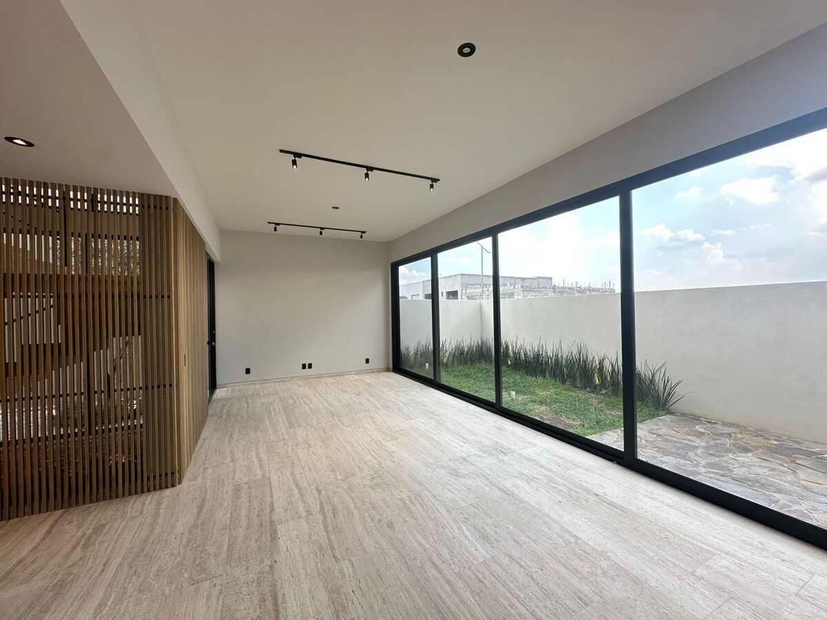 3 de 20: AMPLIA SALA COMEDOR