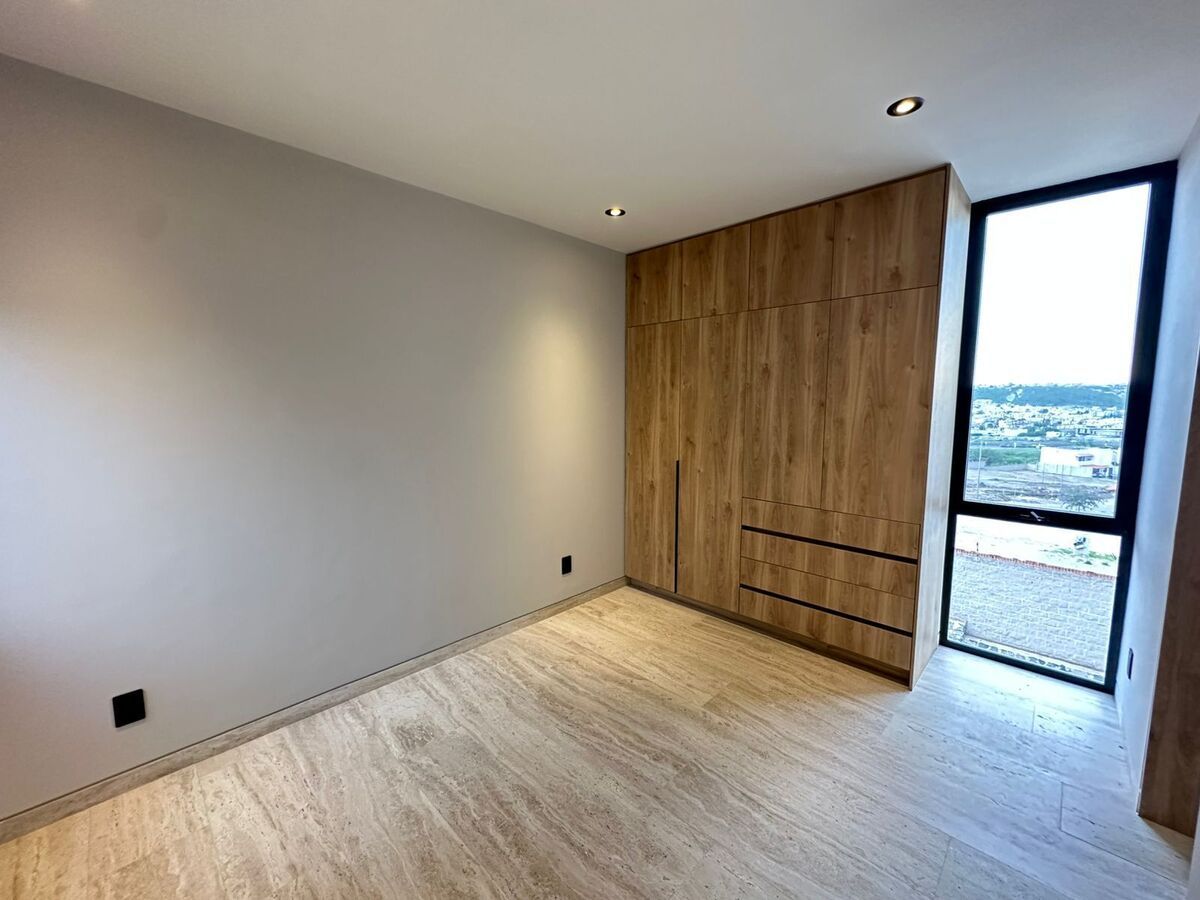 16 de 20: CLOSET