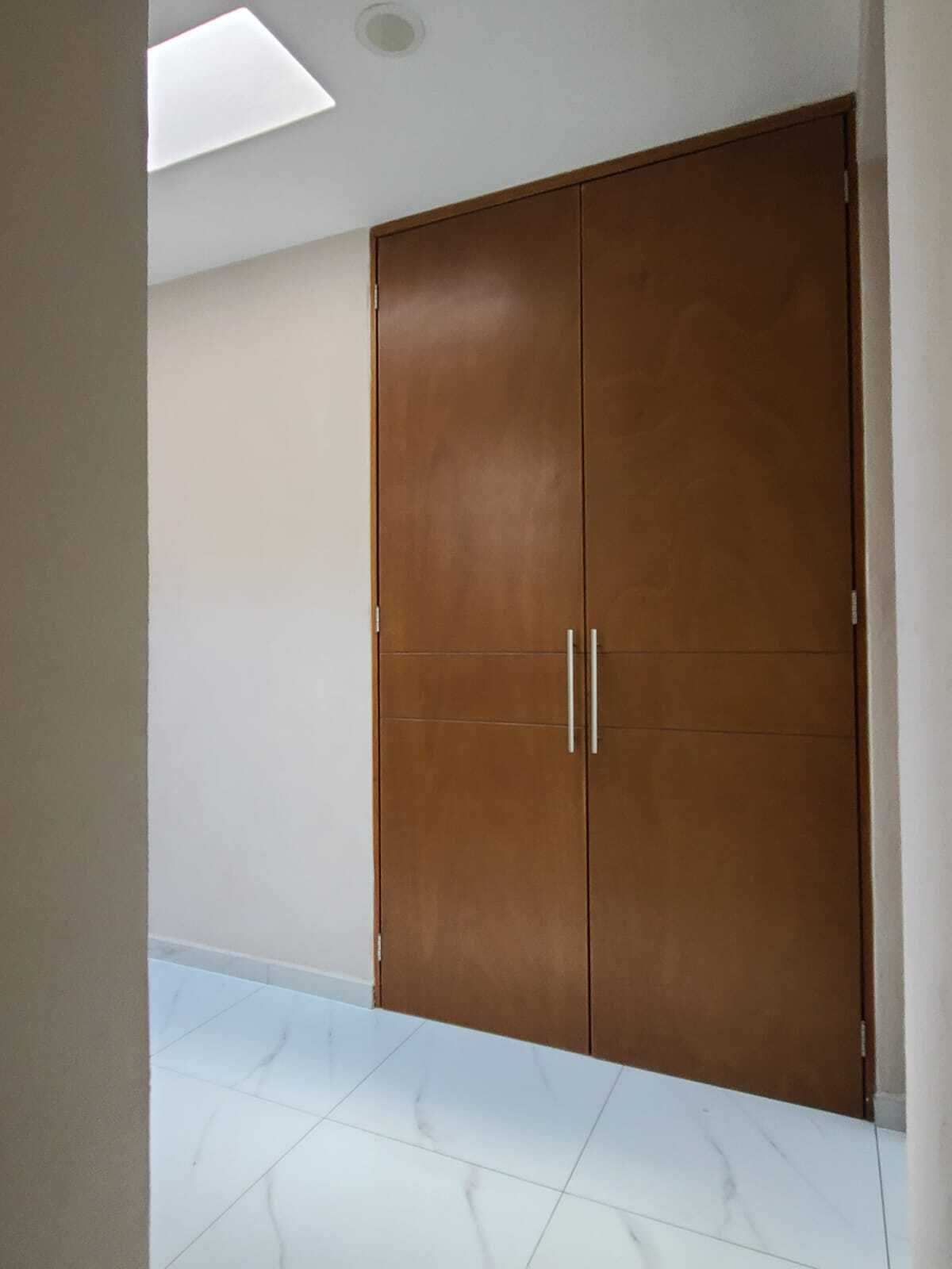 CLOSET DE BLANCOS SEGUNDA PLANTA, foto 23 de 31