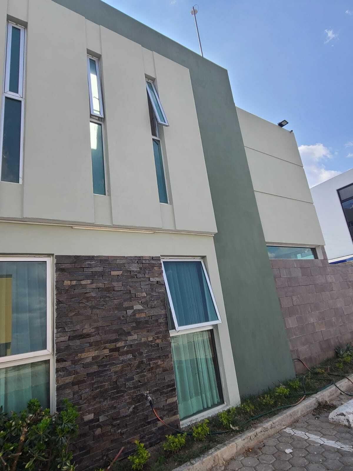 FACHADA FRONTAL, foto 2 de 31