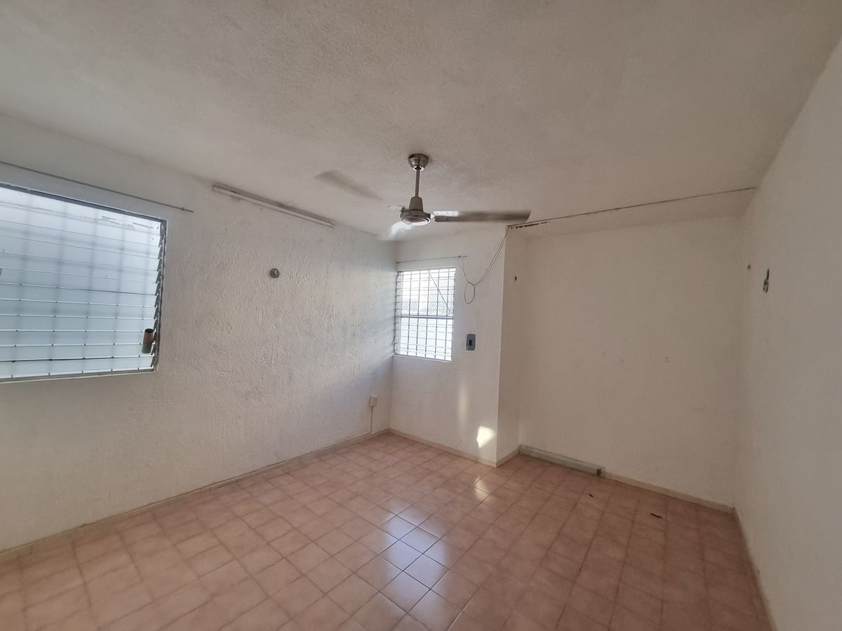 7 de 9: Habitación secundaria