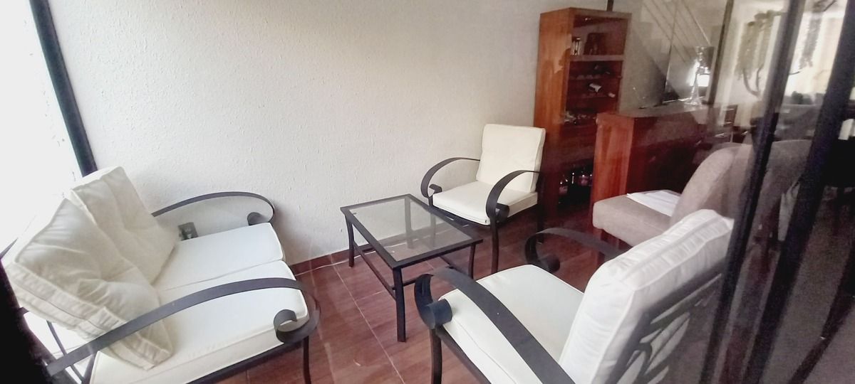 8 de 34