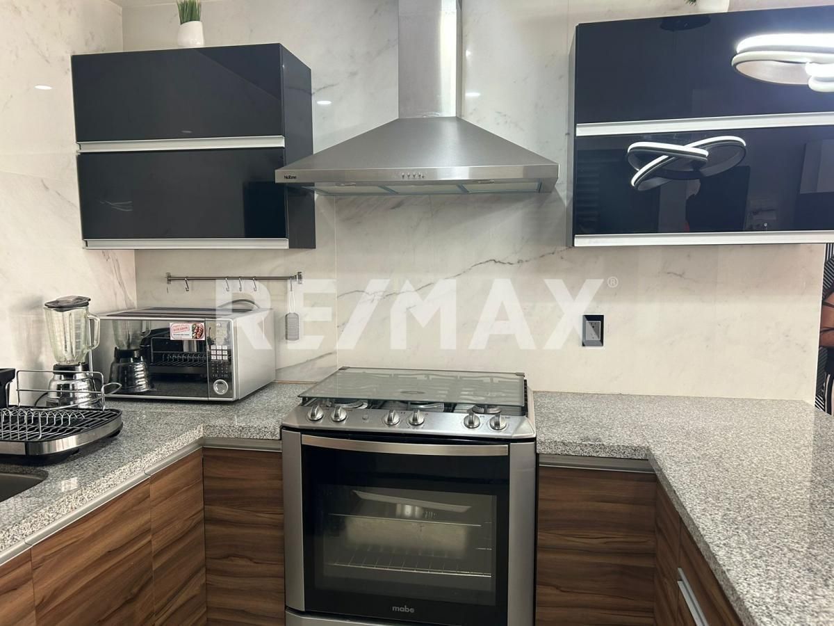 5 de 25: cocina equipada