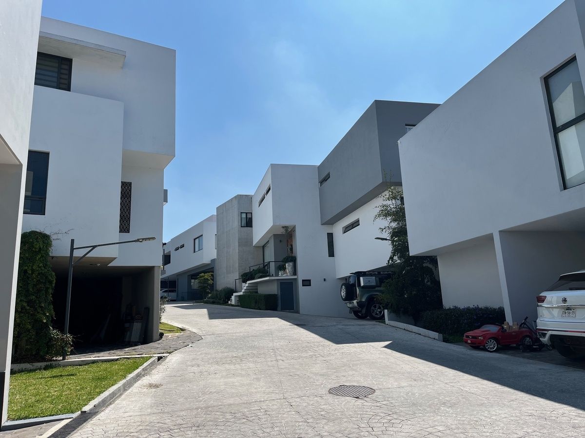 3 de 32: condominio privado