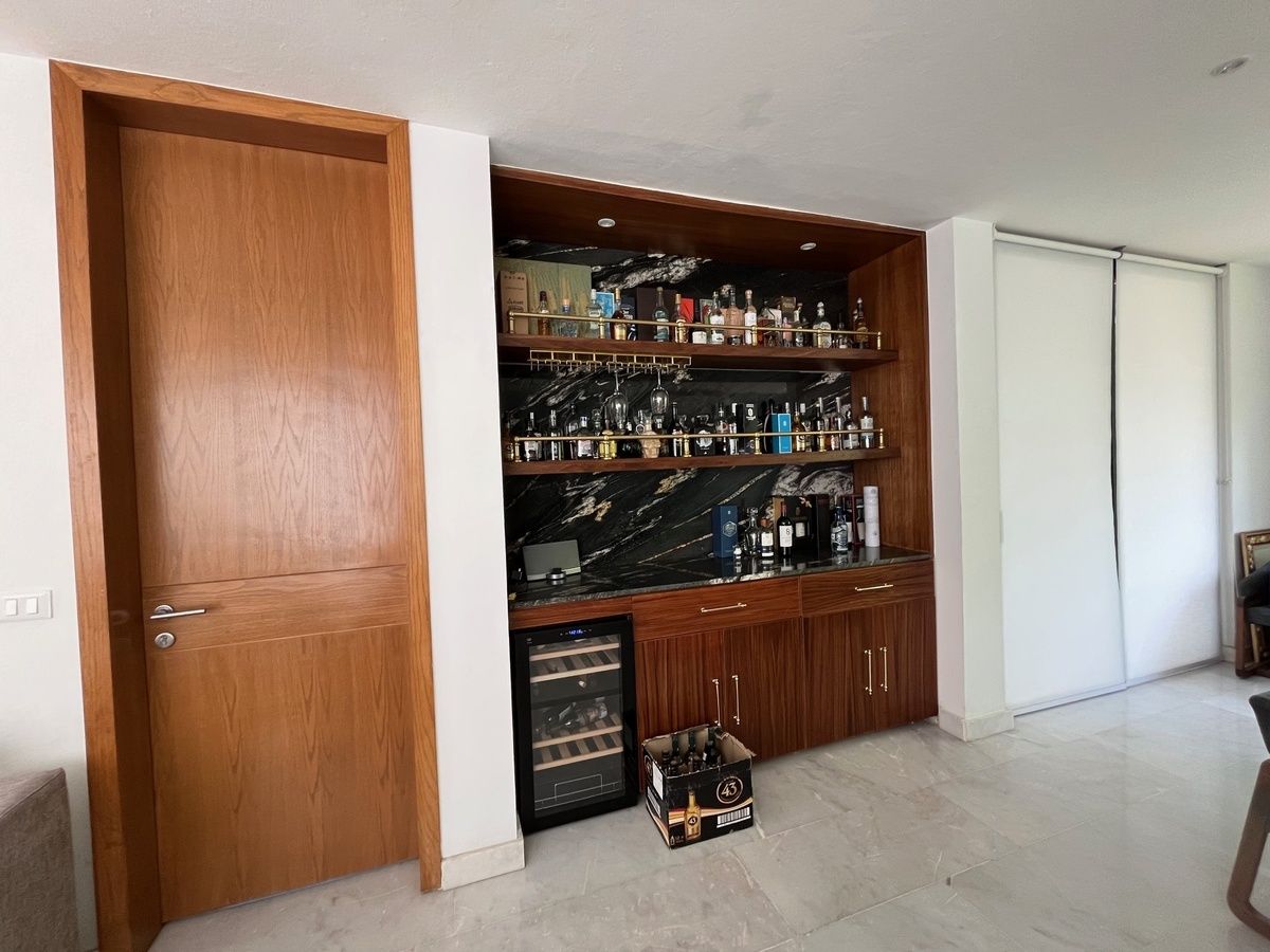 5 de 32: bar