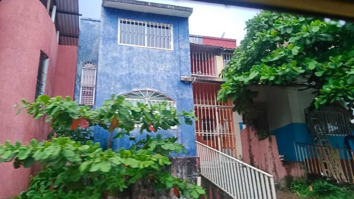 8 de 27