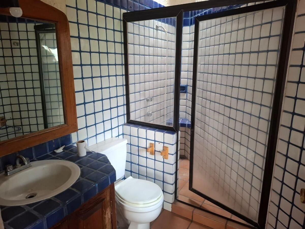 26 de 29: baño secundario
