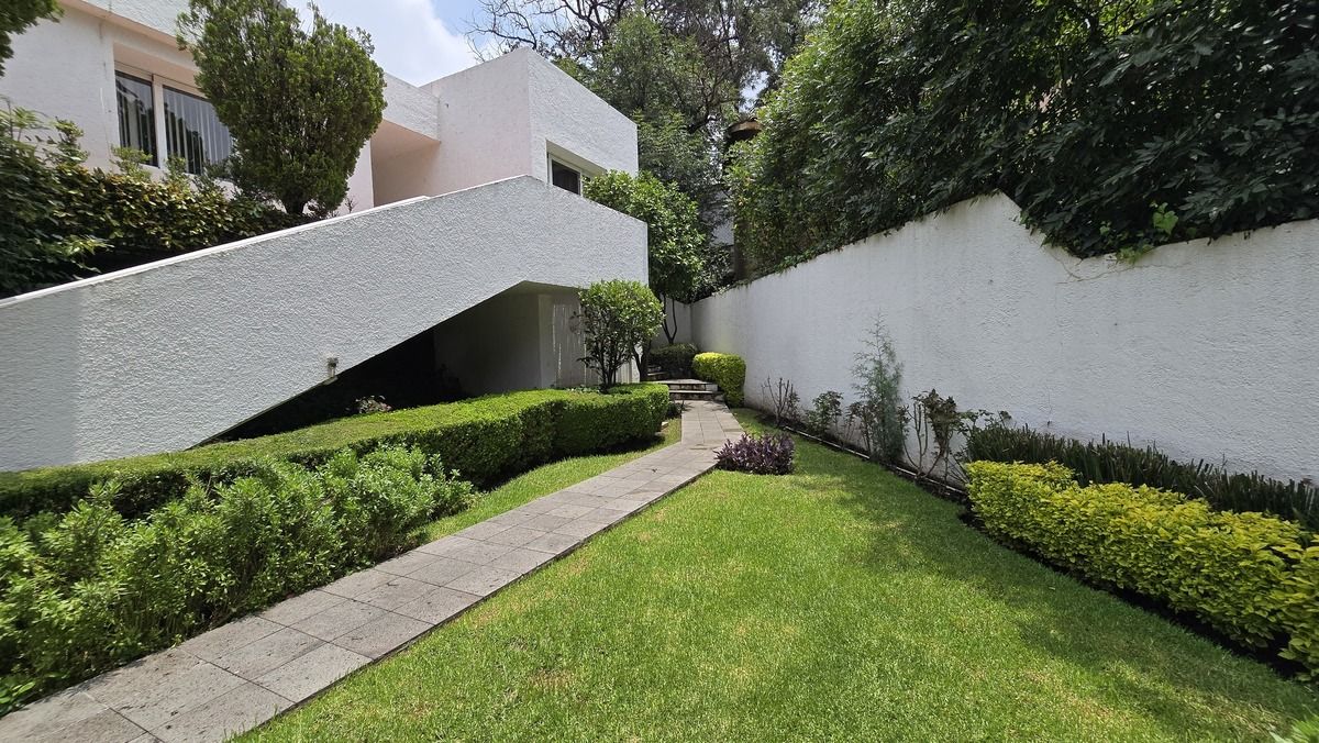 Casa en Condominio en JARDINES DEL PEDREGAL