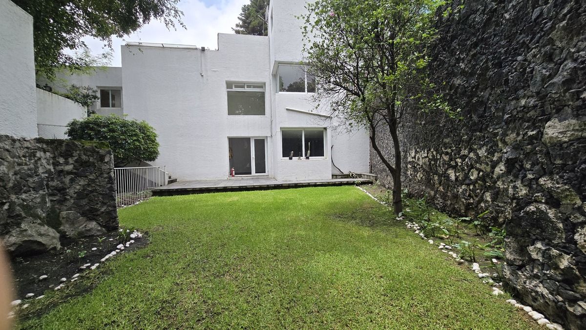 2 de 38: Casa en Condominio en Jardines del Pedregal Rayo Vende ®