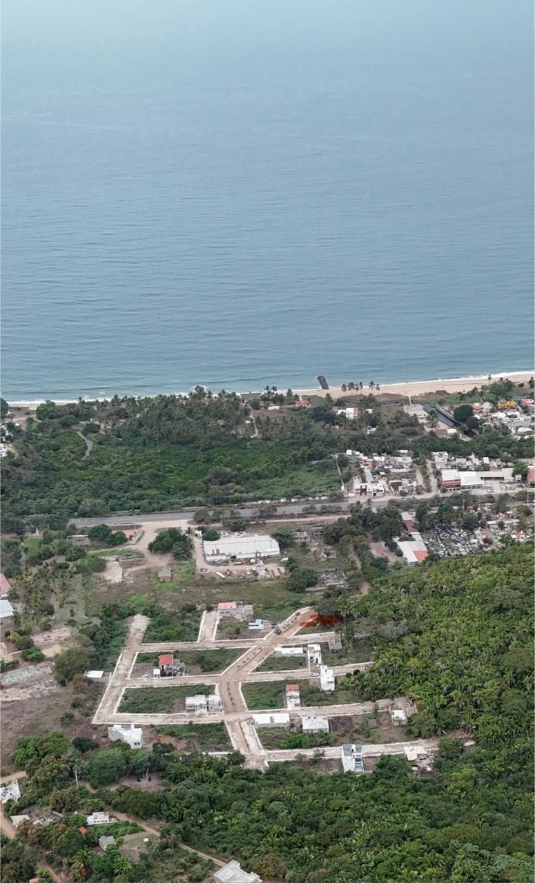 2 of 5: CERCANIA A LA CARRETERA Y A LA PLAYA