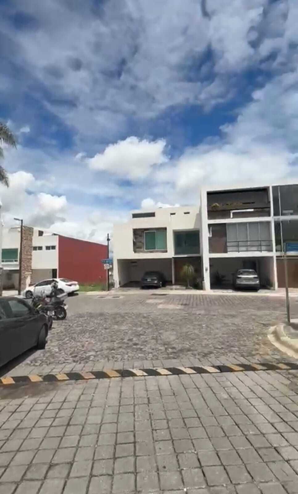 3 de 4