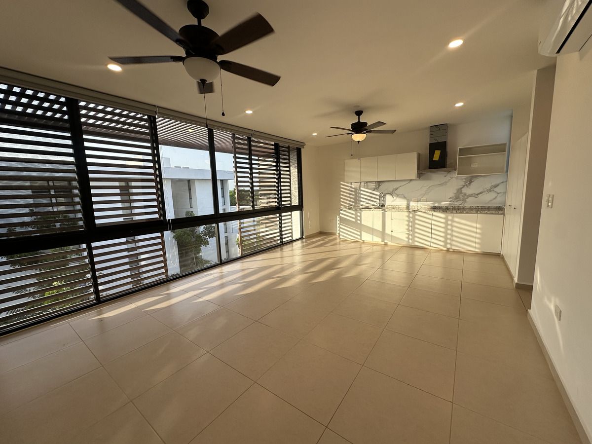 Departamento en renta en Merida, Zona de la Anahuac Mayab con Piscina