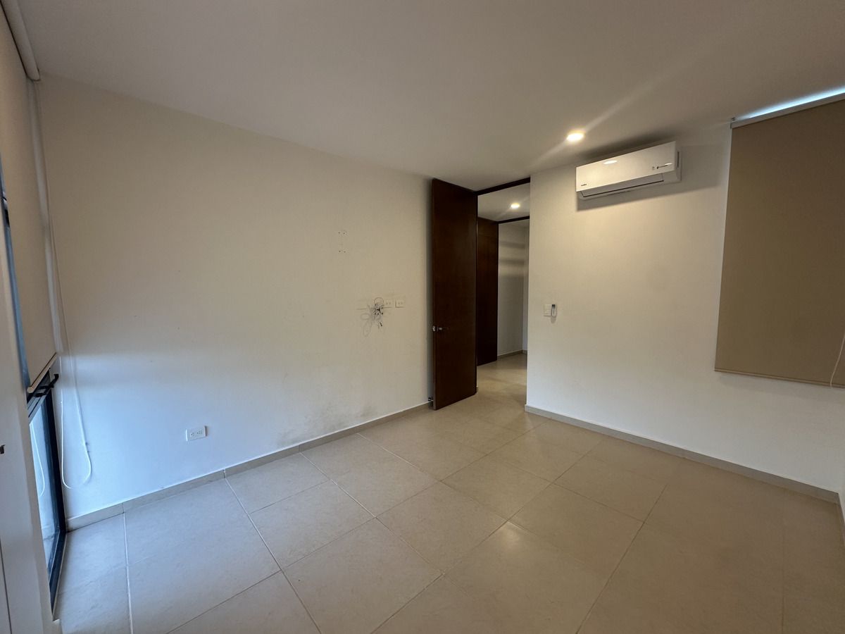 Departamento en renta en Merida, Zona de la Anahuac Mayab con Piscina