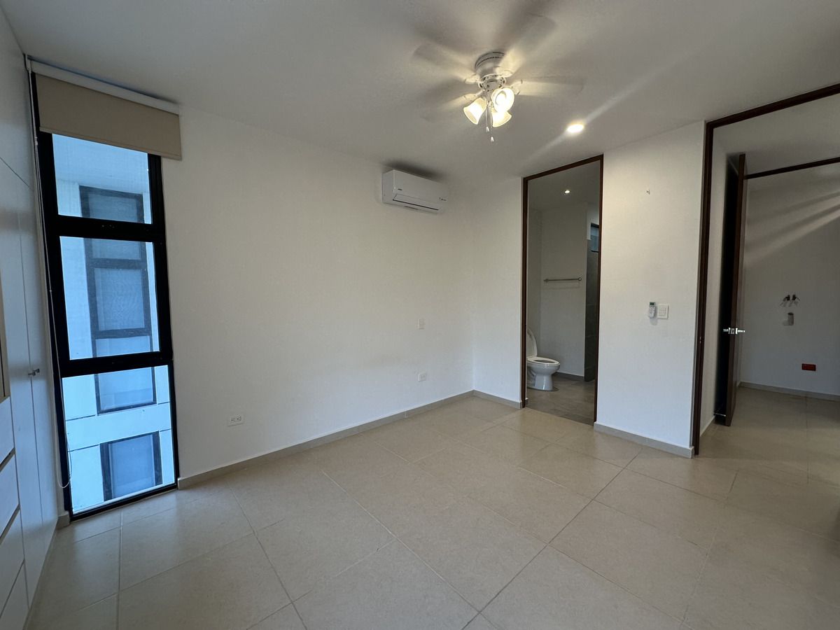 Departamento en renta en Merida, Zona de la Anahuac Mayab con Piscina