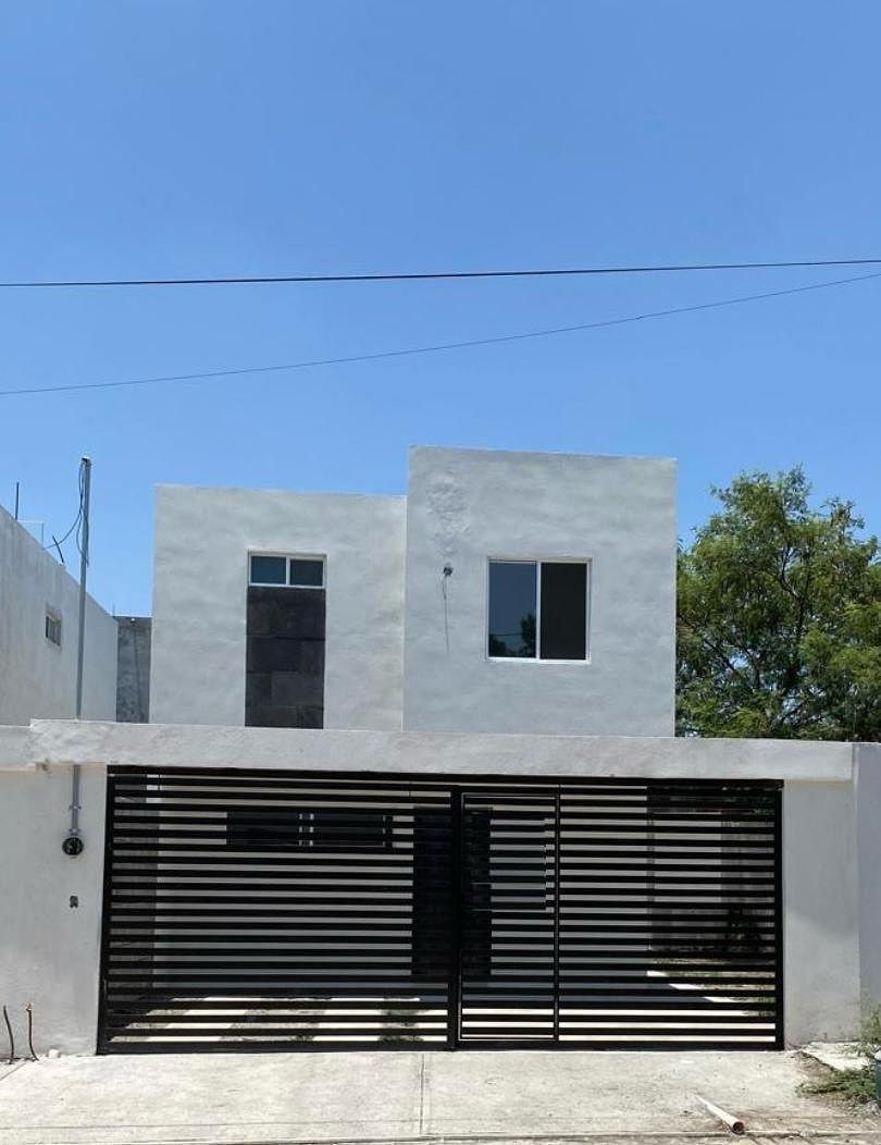 Casa na Colônia Topo Chico, foto 1 de 24