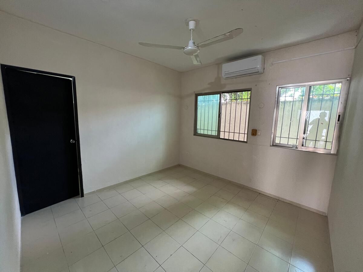 Casa en venta en Merida, Colonia Villas del sol Campestre. ¡Amplios espacios!