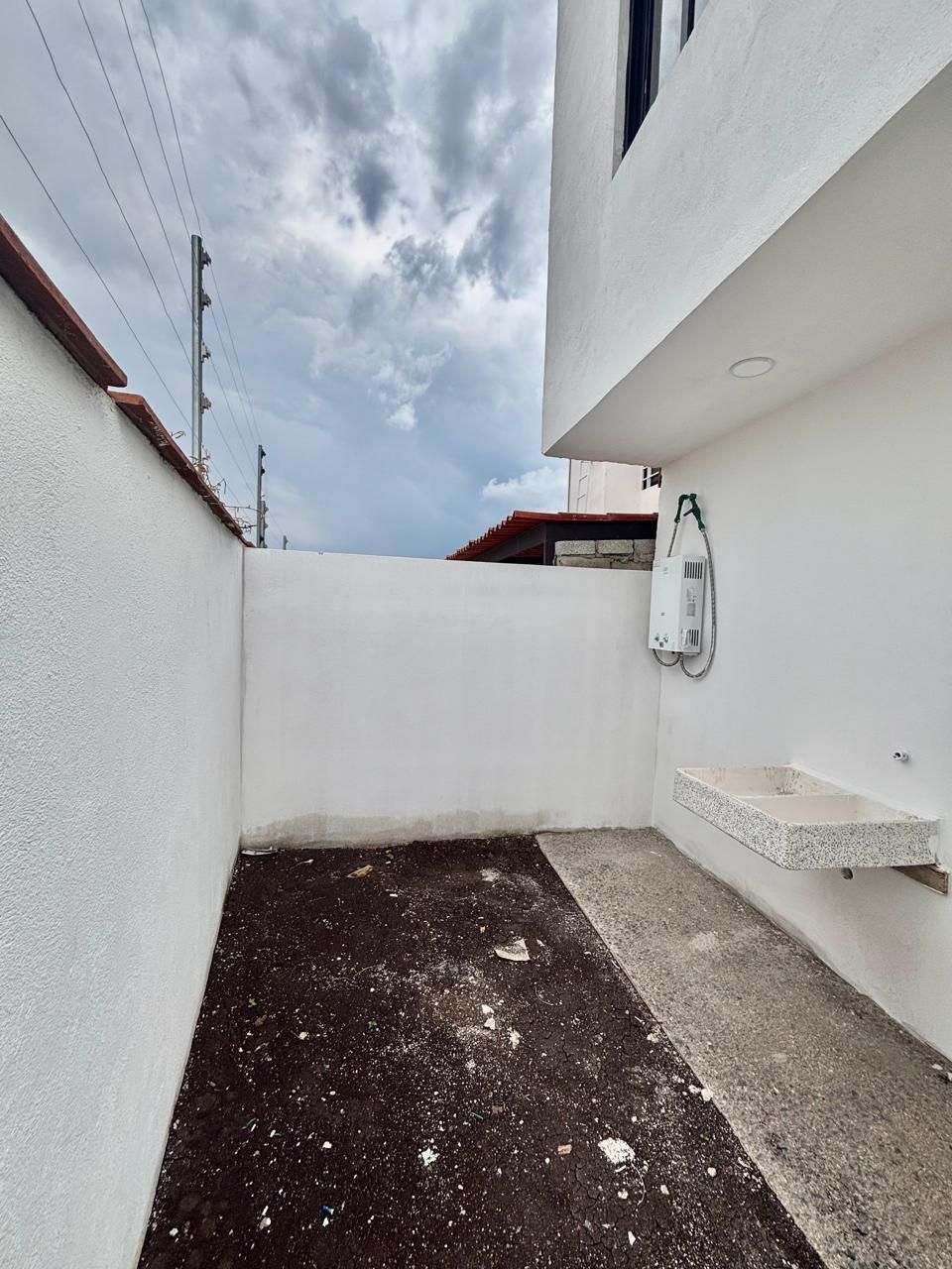 Área de lavado techada, foto 28 de 40