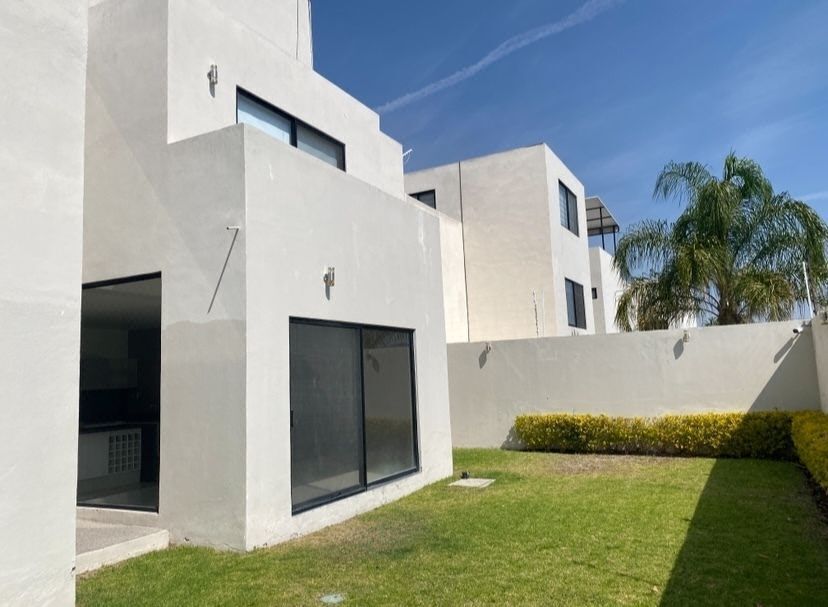 Casa en venta Gala Juriquilla , Queretaro. con jardin, cuarto de servicio