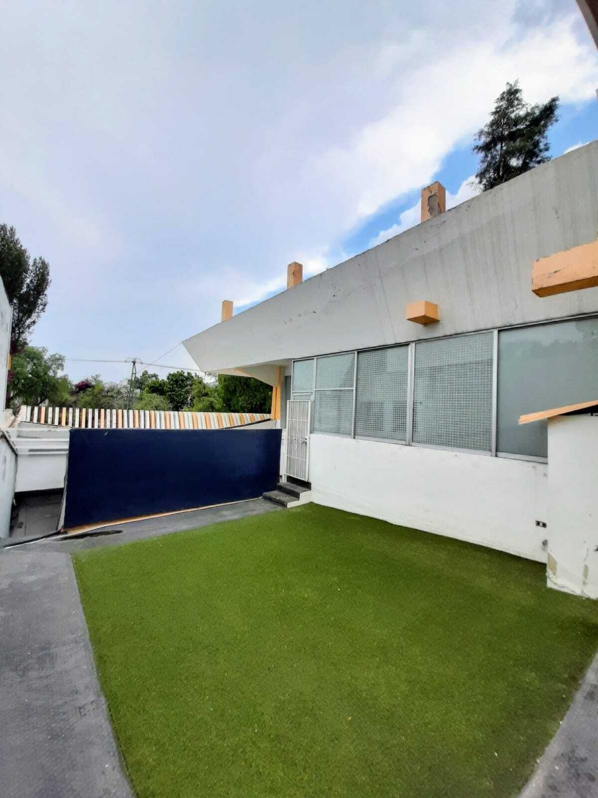 Excelente Casa Con Uso de Suelo En Las Arboledas - foto 1