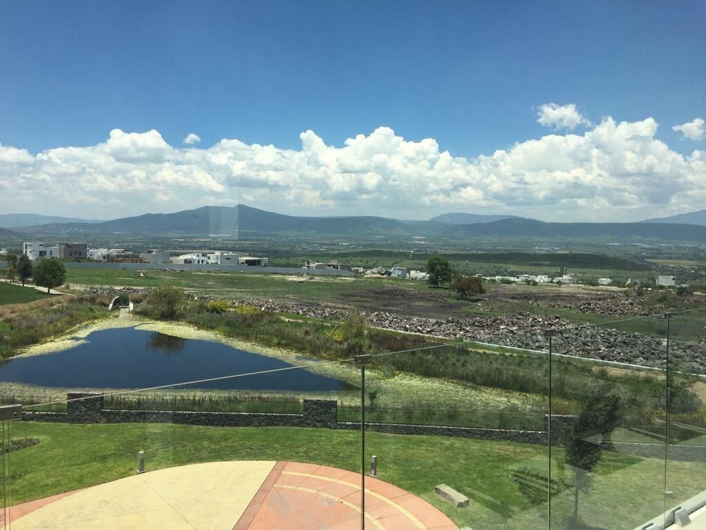 9 de 28