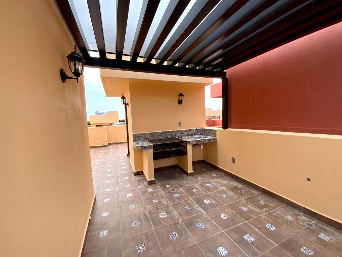 18 of 22: Roof garden con asador