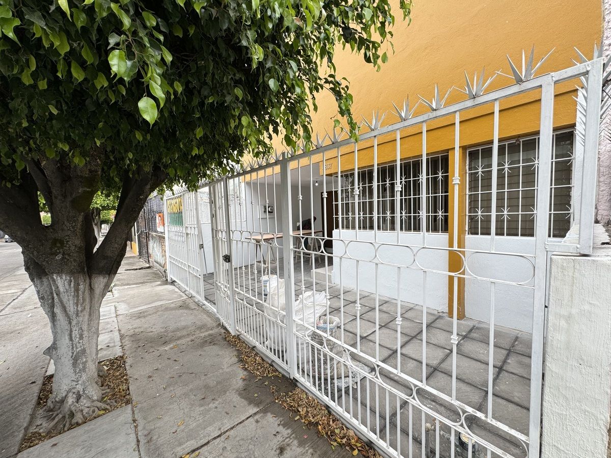 3 de 25